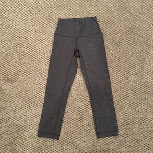 Lululemon cropped leggings!